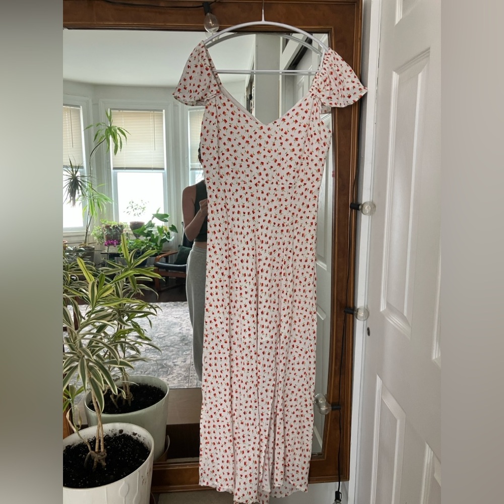 Altar’d State - Workshop Republic Clothing White and Red Floral Maxi Dress